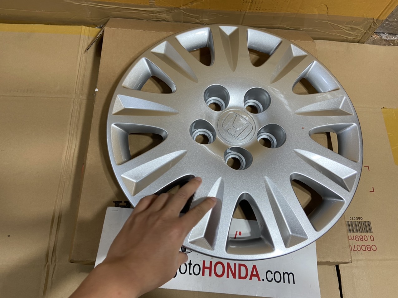 Chụp moay ơ xe Honda Civic 2006-2011